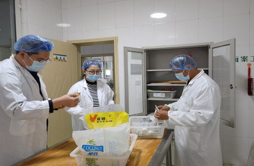 准旗市场监管局大路市场监管所开展秋季校园食品安全专项检查，筑牢师生健康防线